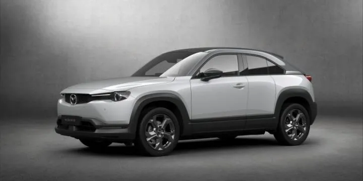 Mazda fortalece su estrategia de movilidad eléctrica