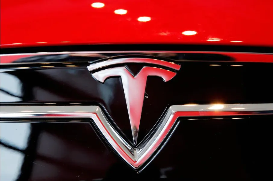 Tesla retira del mercado casi 6.000 vehículos estadounidenses por pernos potencialmente sueltos