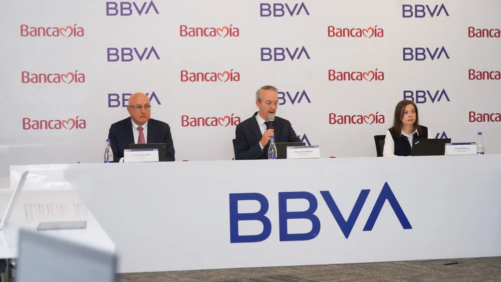 (NOTAS ECONÓMICAS) BBVA y Bancamía se alían en oficinas y cajeros