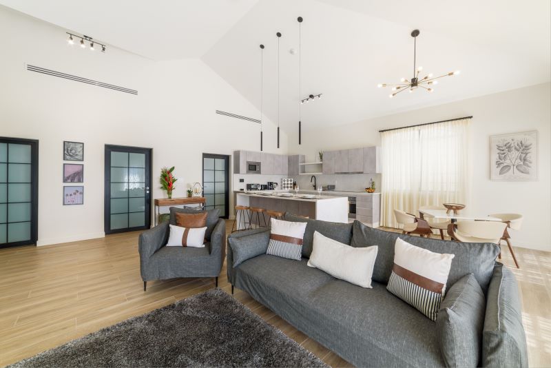 Property thumbnail 2