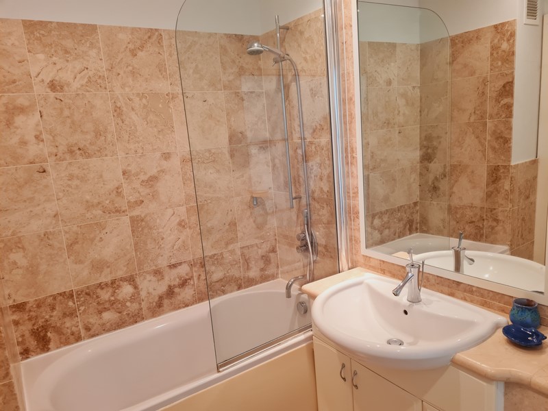 Property thumbnail 4