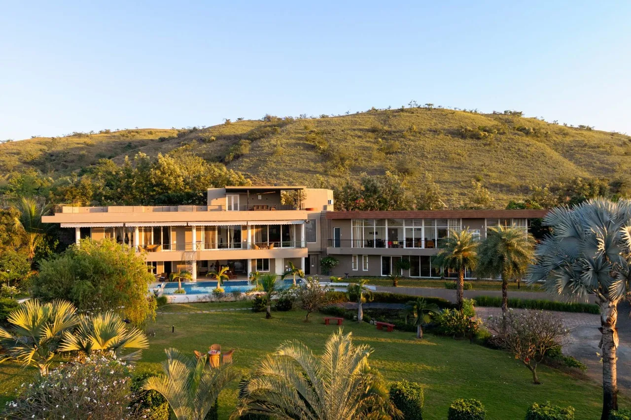 Aqua Vista Luxuria, Nashik, amã Stays & Trails