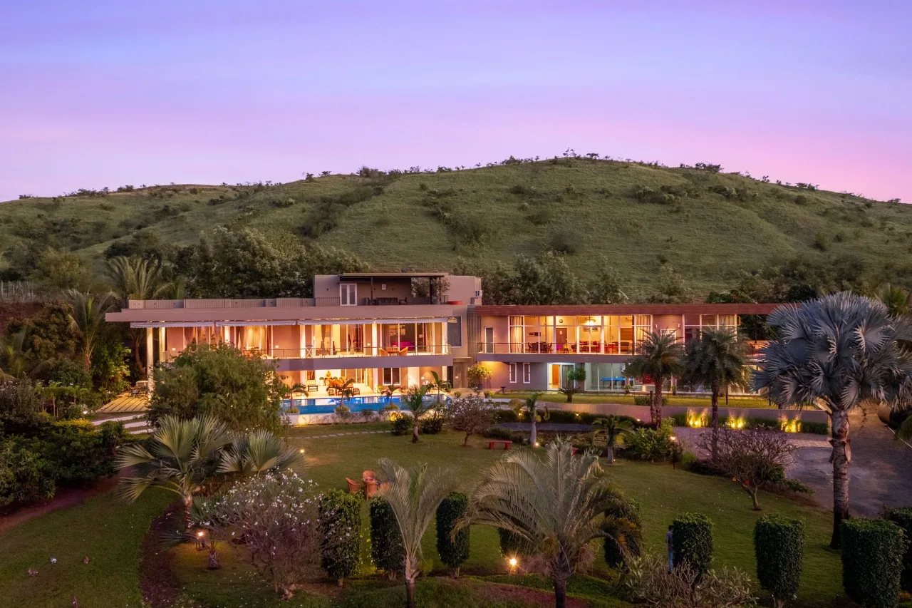 Aqua Vista Watermark, Nashik, amã Stays & Trails