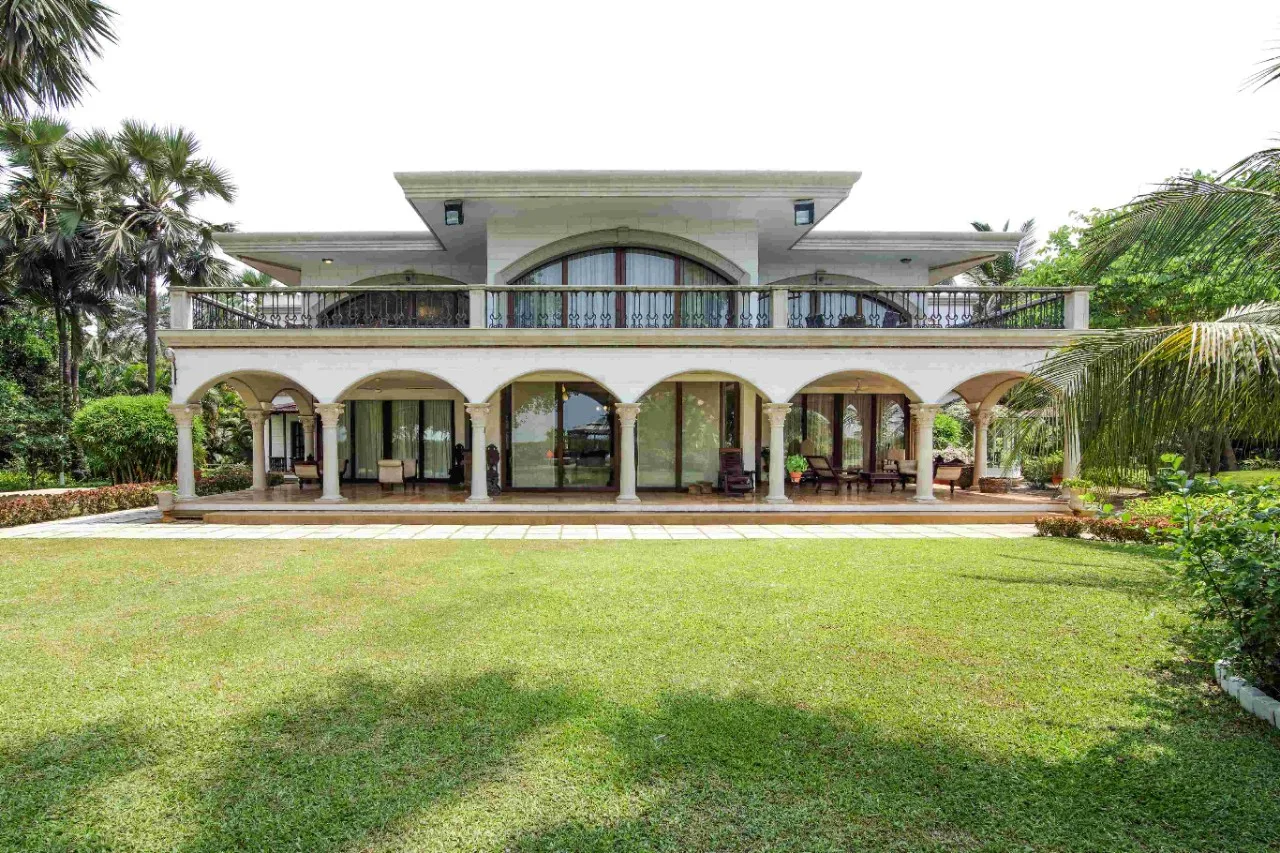 Villa Ishatva, Alibaug, amã Stays & Trails