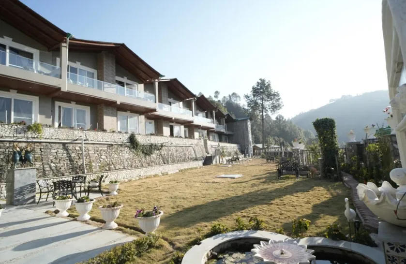  Aryananda Villa