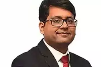 Expect 20% upside in Axis Bank in next 6 months: Abhimanyu Sofat, IIFL