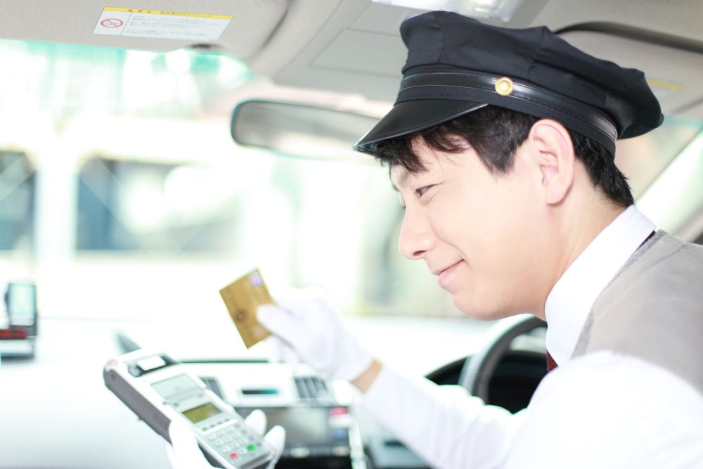 日本的計程車可用信用卡付費