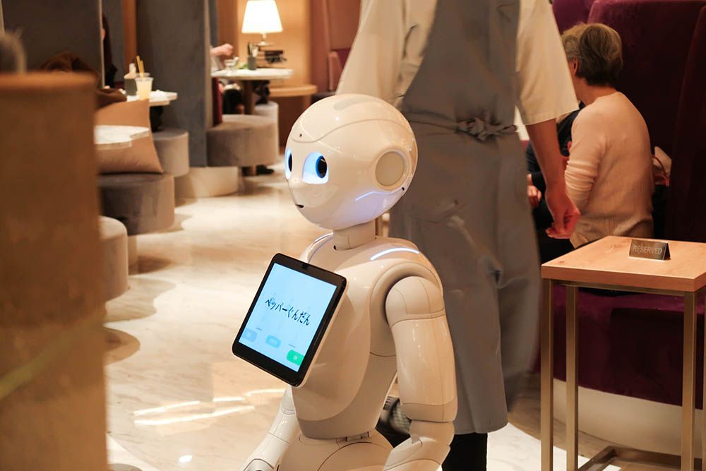 Pepper PARLORคาเฟ่ต์หุ่นยนต์ ชิบูย่า