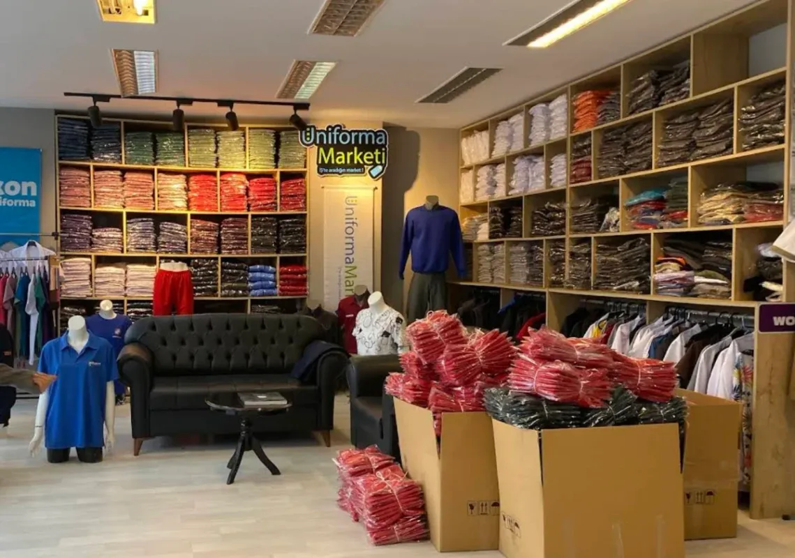 Antalya'da Üniforma ve İş Kıyafeti Üreticisi İkon Üniforma