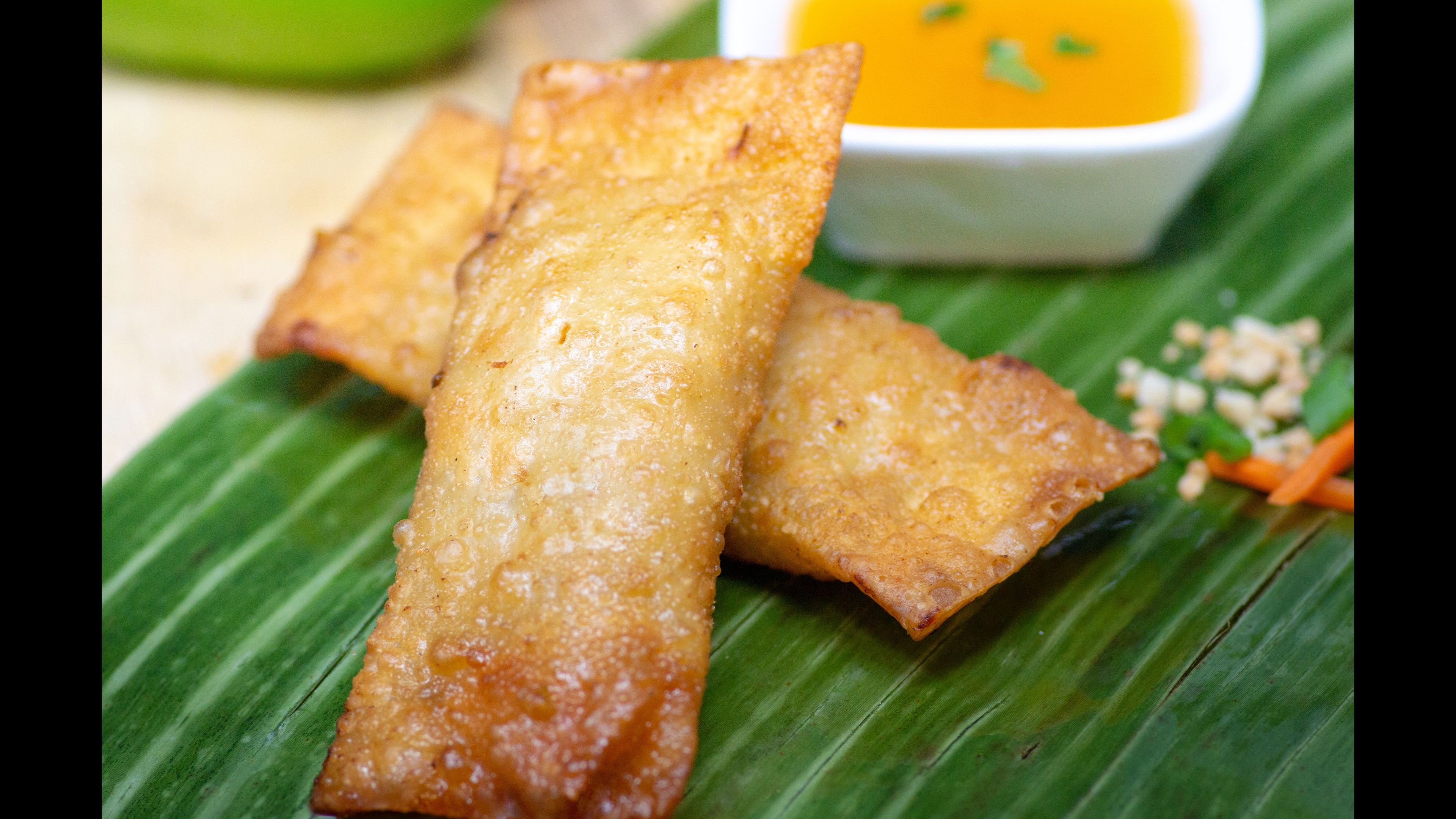 Egg rolls (2)