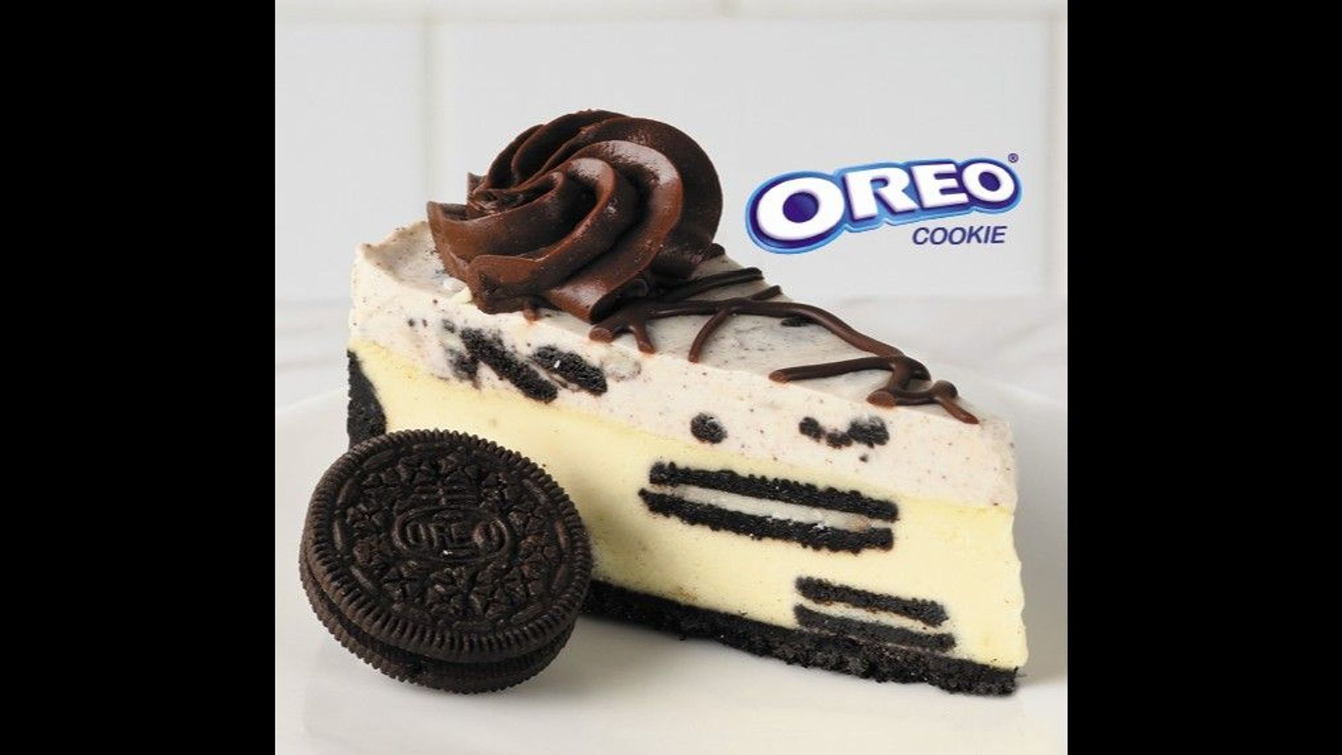 The Cheesecake Factory Bakery Oreo Cookies & Cream Cheesecake