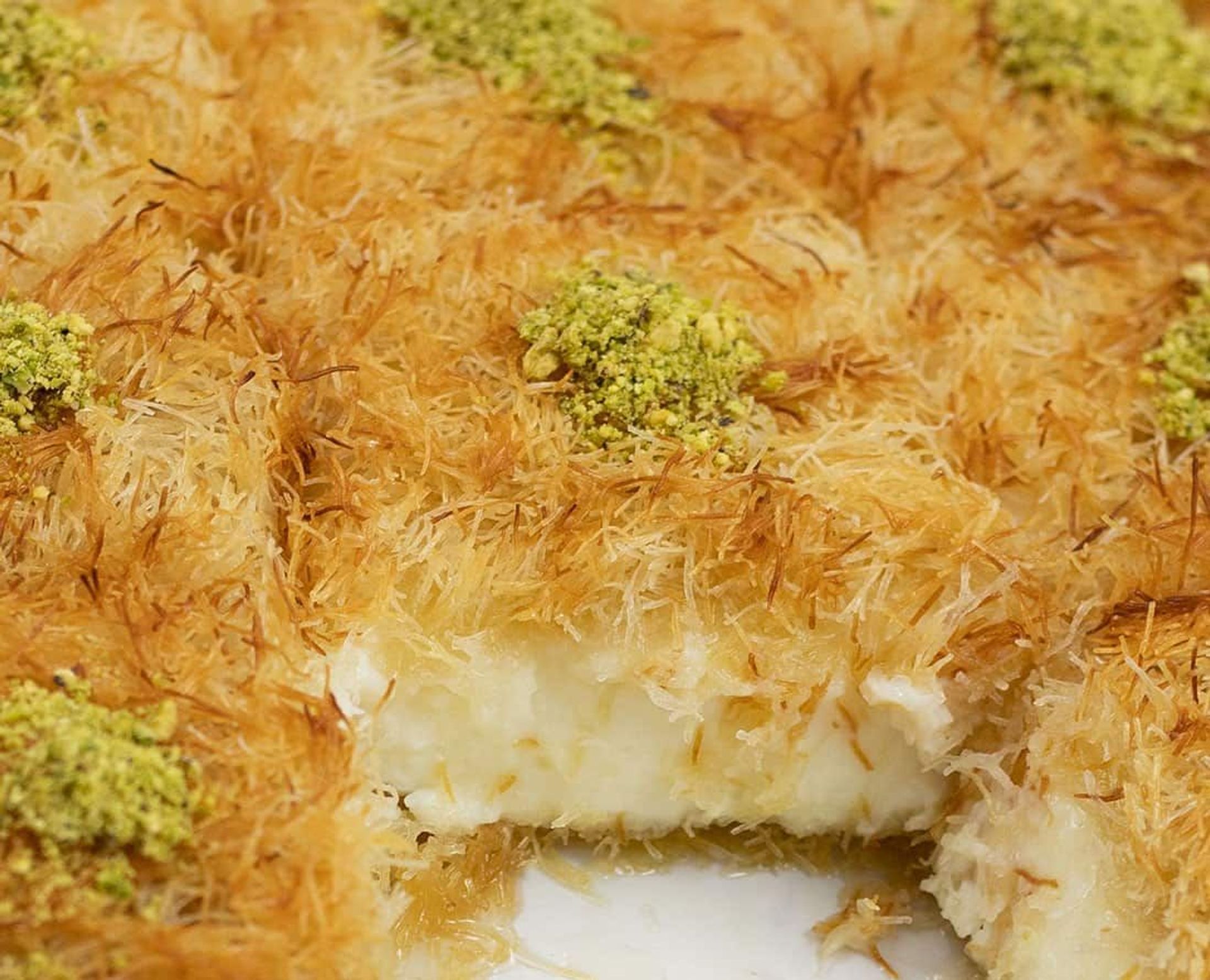 Kunafa with creamy ashta