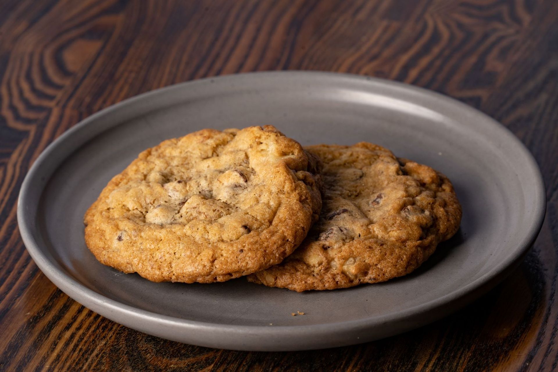 CHOCOLATE CHIP WALNUT COOKIES