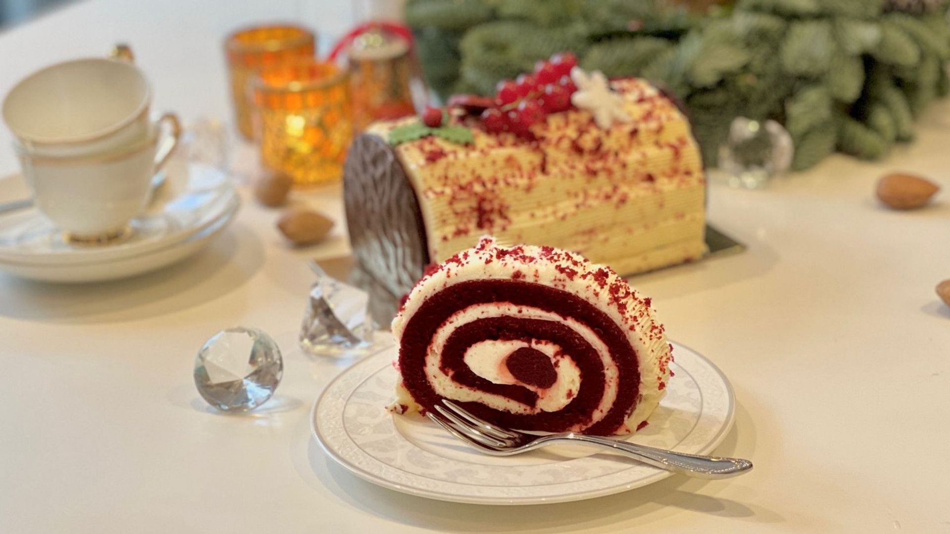 🎄CHRISTMAS RED VELVET LOG