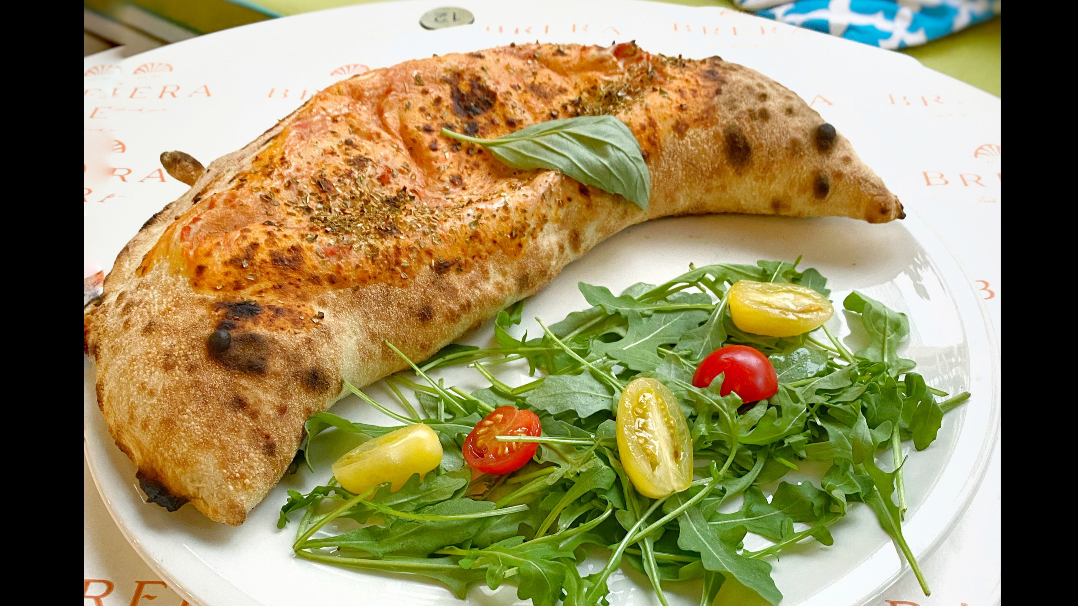 Calzone-Napoletana