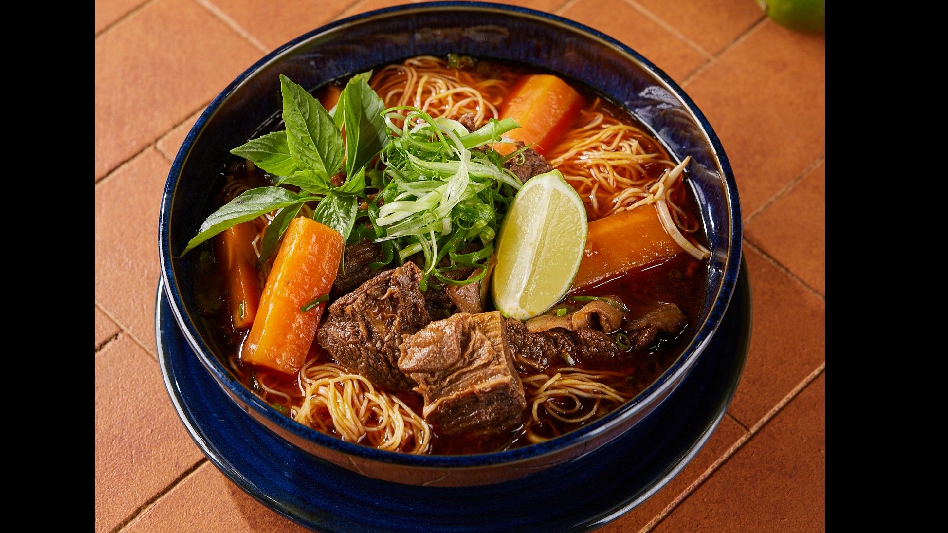 E05L.(EggNoodle) StewBeef