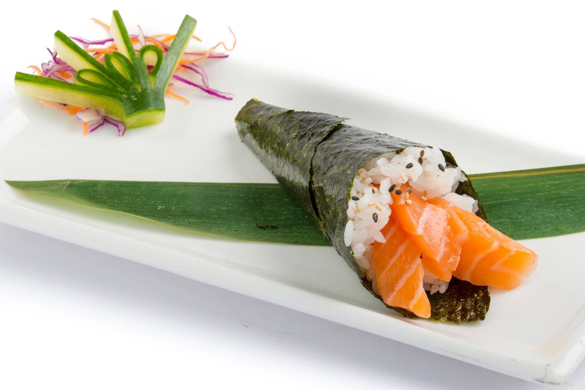 H01. Salmon Hand Roll (1 Pc)