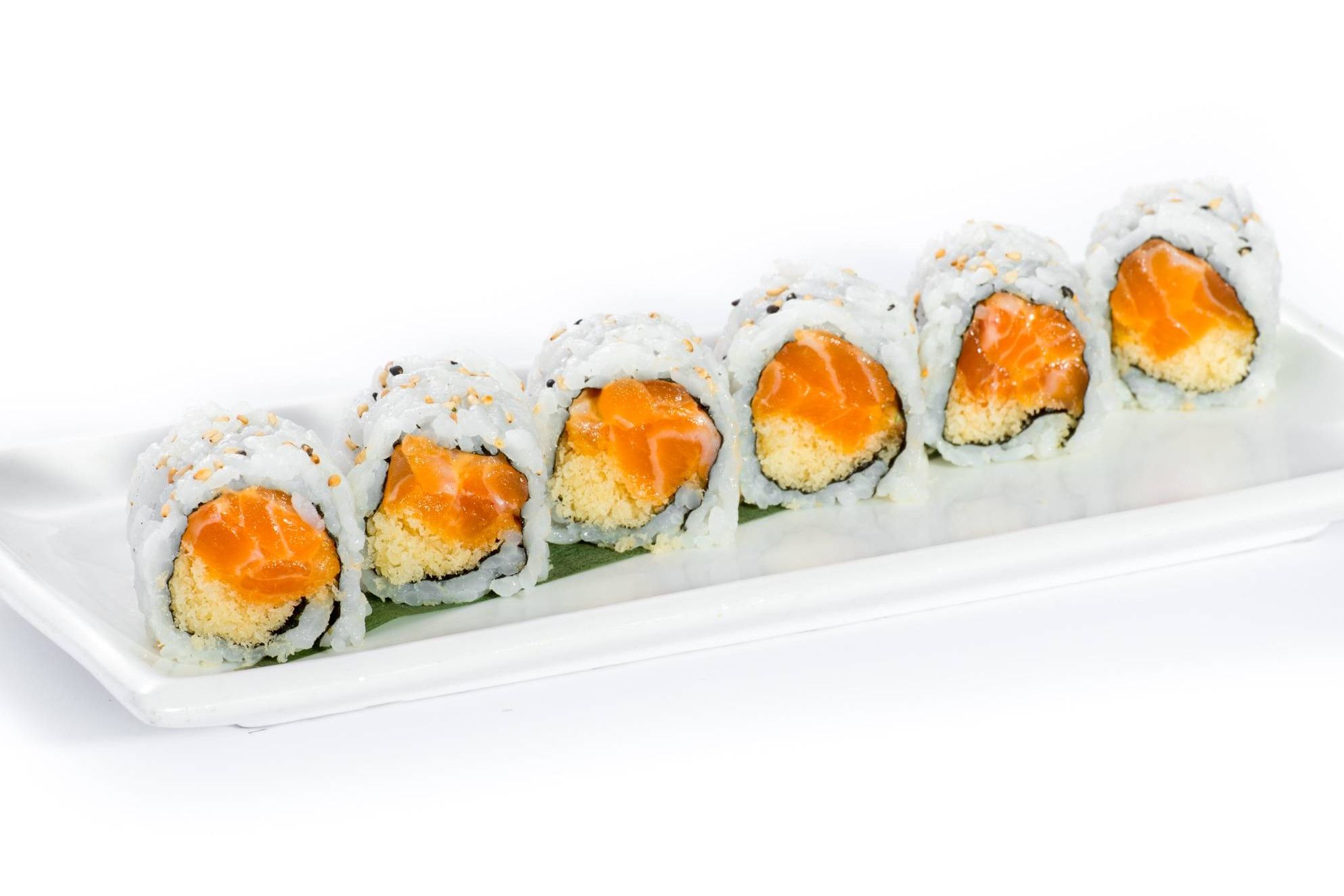 M08. Spicy Salmon Roll (6 Pcs)