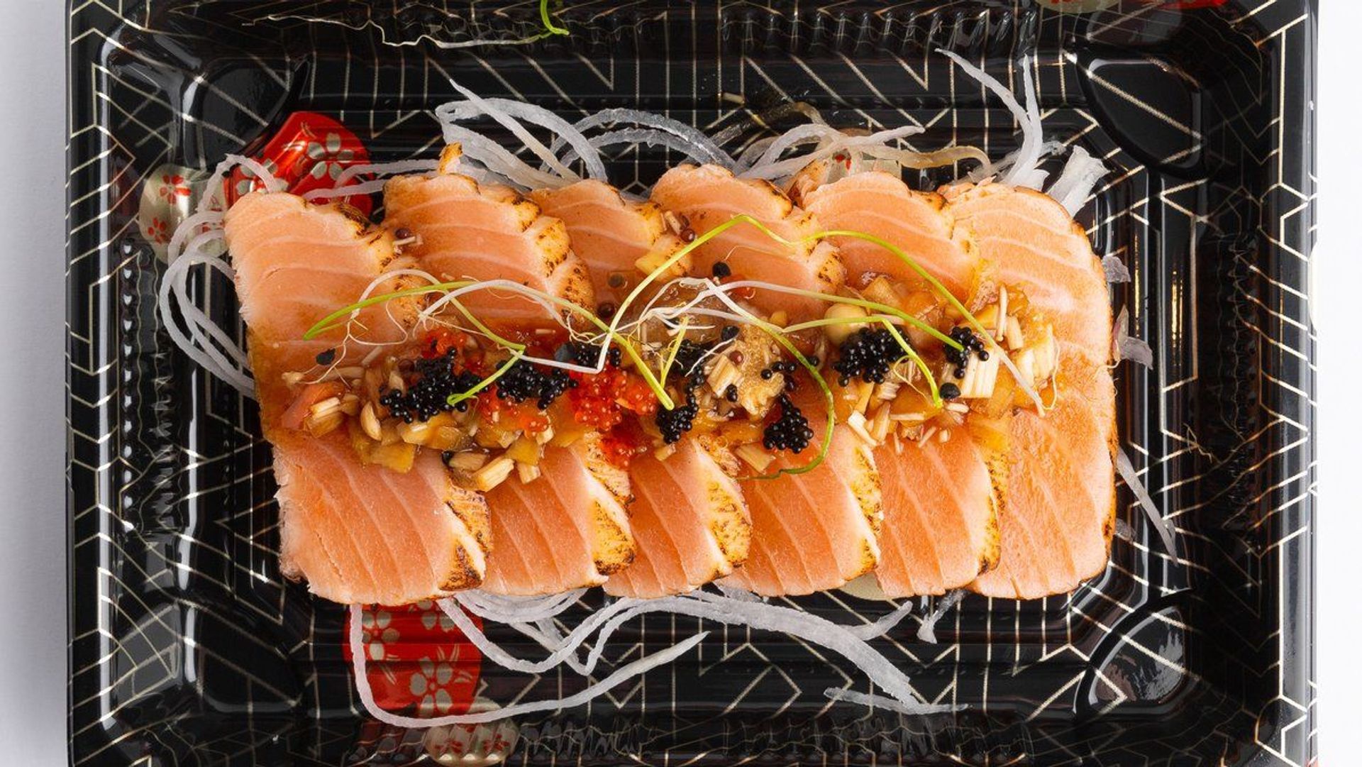 Salmon Tataki (6 Pcs)