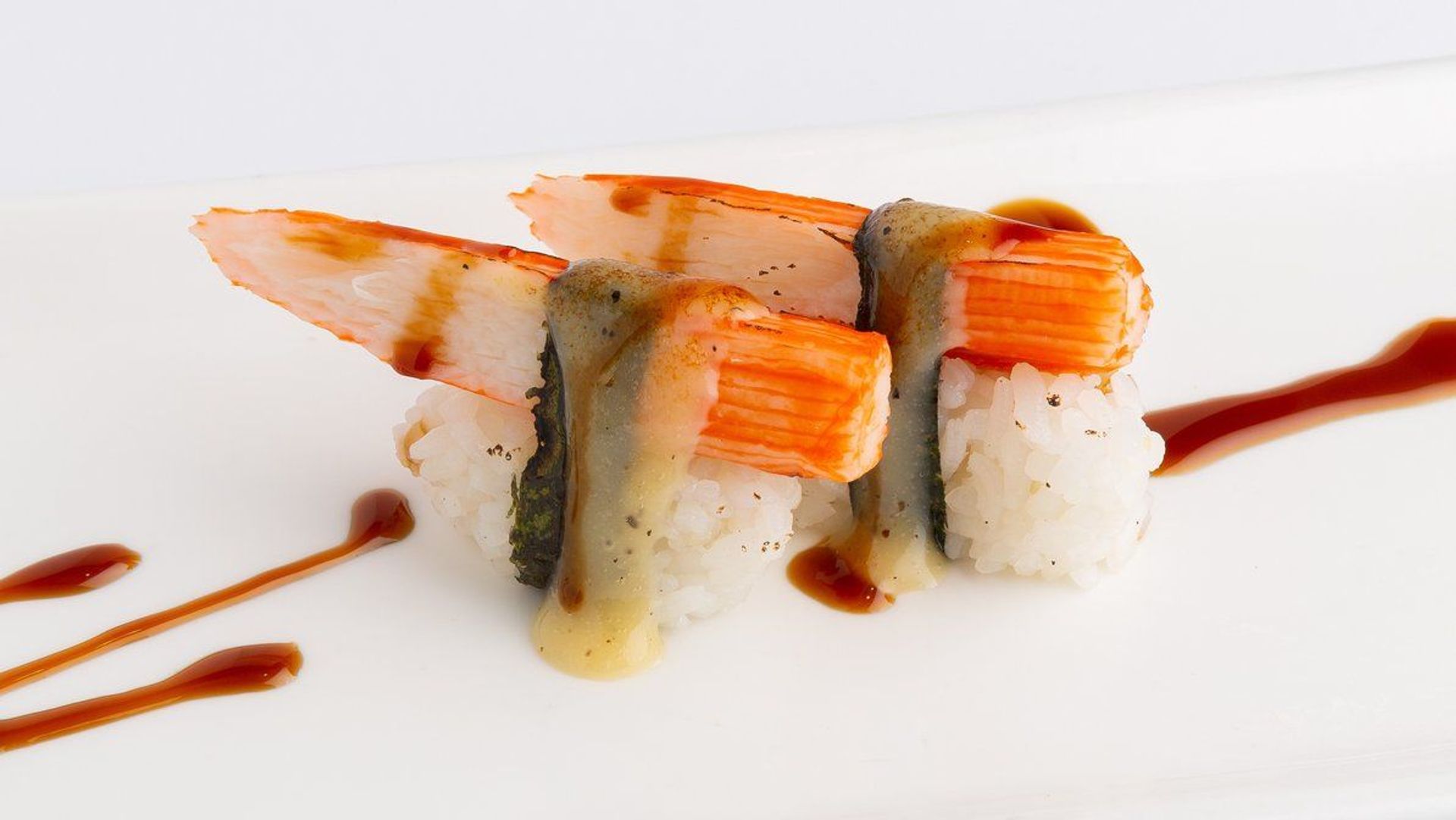 Torched Crab Sushi (3 Pcs)