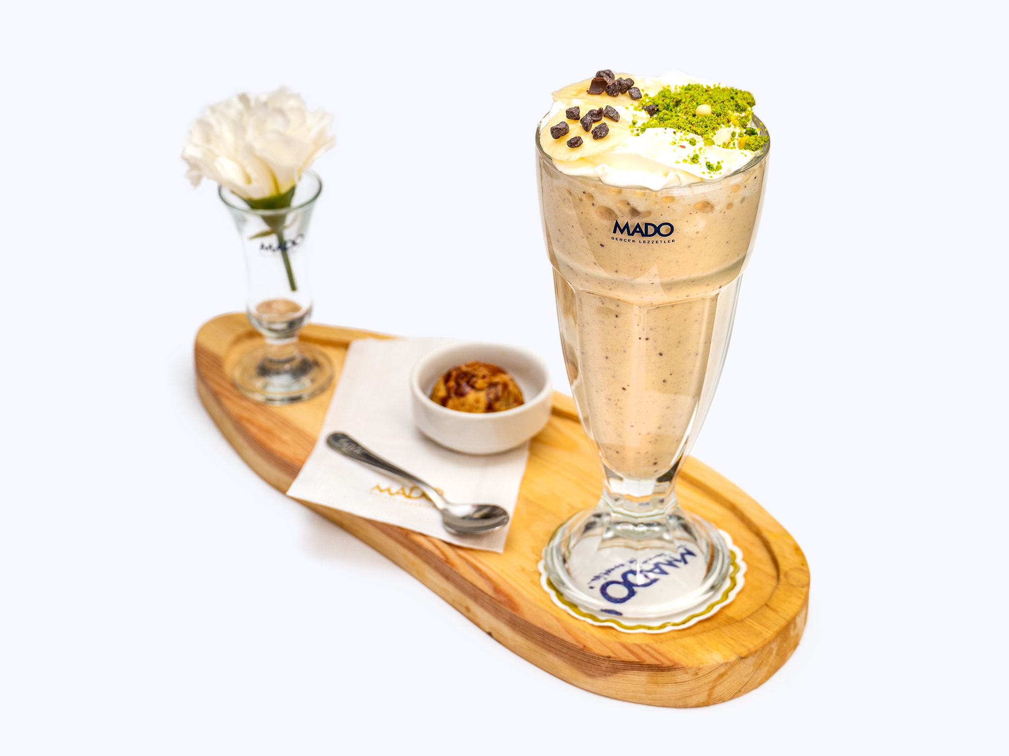 Peanut and Caramel Milkshake