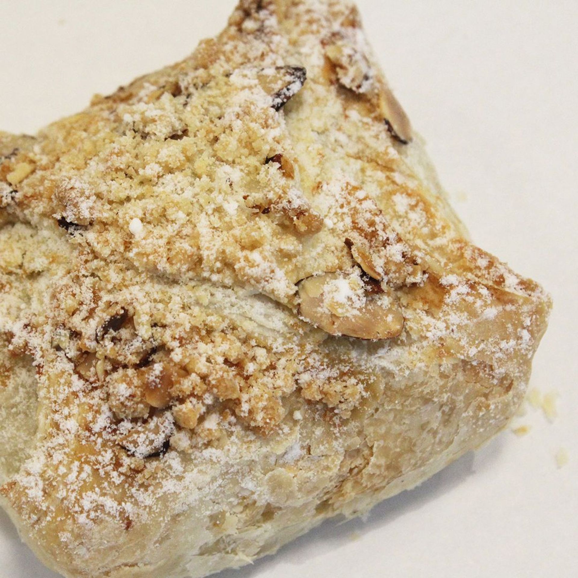 Apple Crumble Pocket Pastry