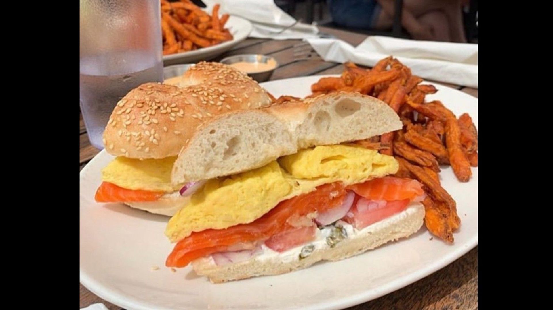 Big New Yorker Breakfast Bagel