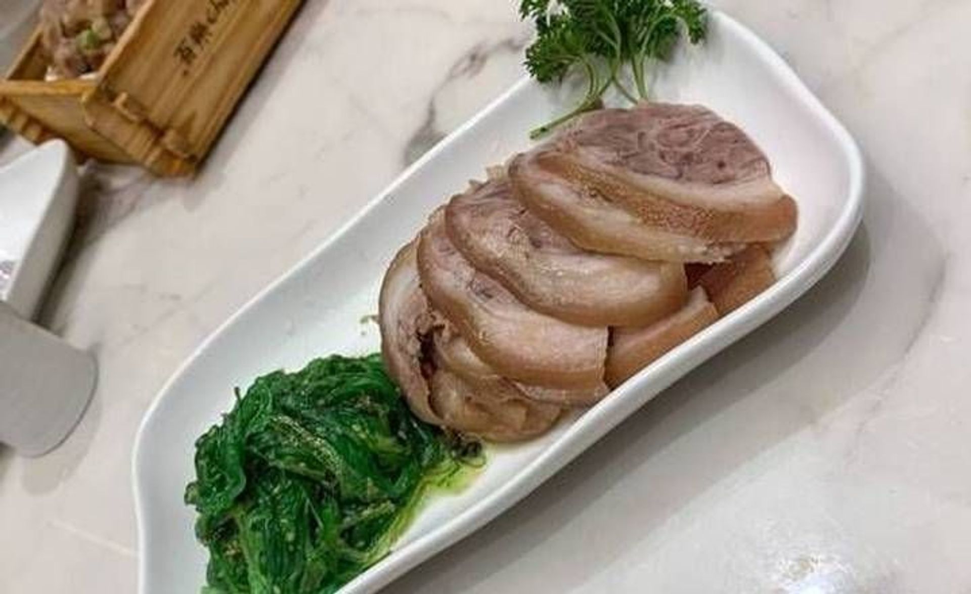 海草熏蹄, Cold Sliced Pork Hock w/ Sea Grass A3