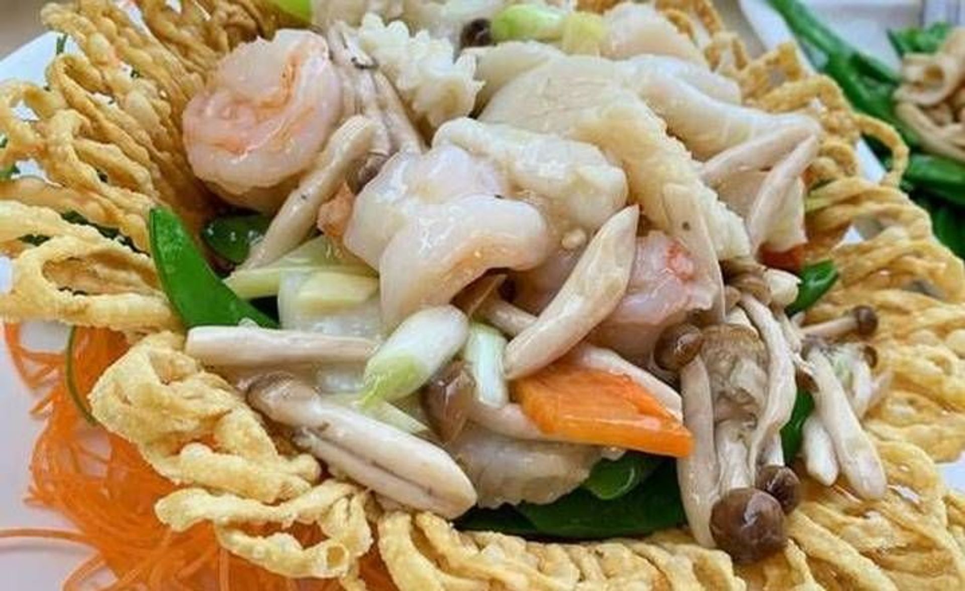 雀巢海中寶 , Stir Fried Mixed Seafood in Bird Nest E7