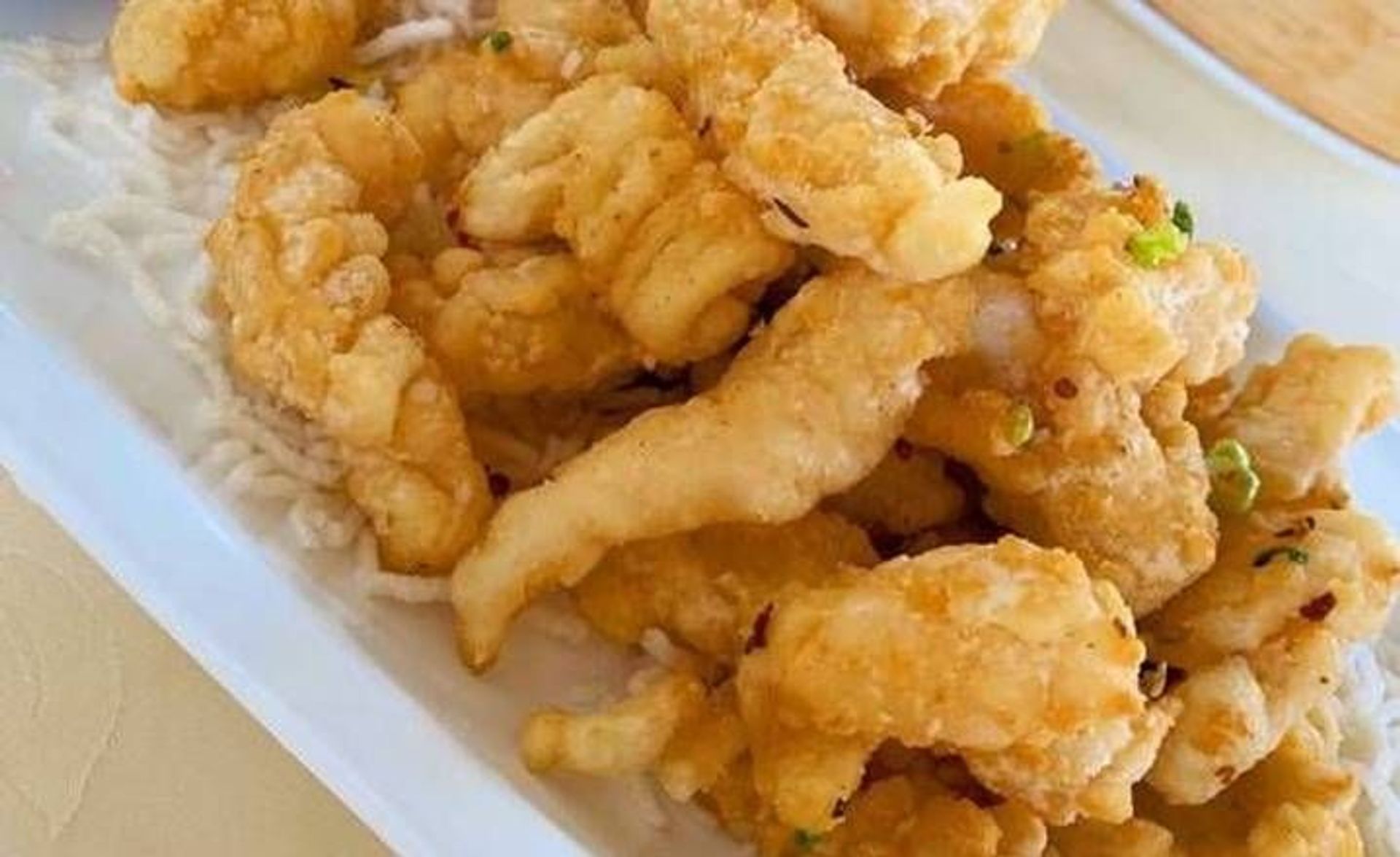 椒鹽三鮮 , Deep Fried Mixed Seafood w/ Spicy Salt E8