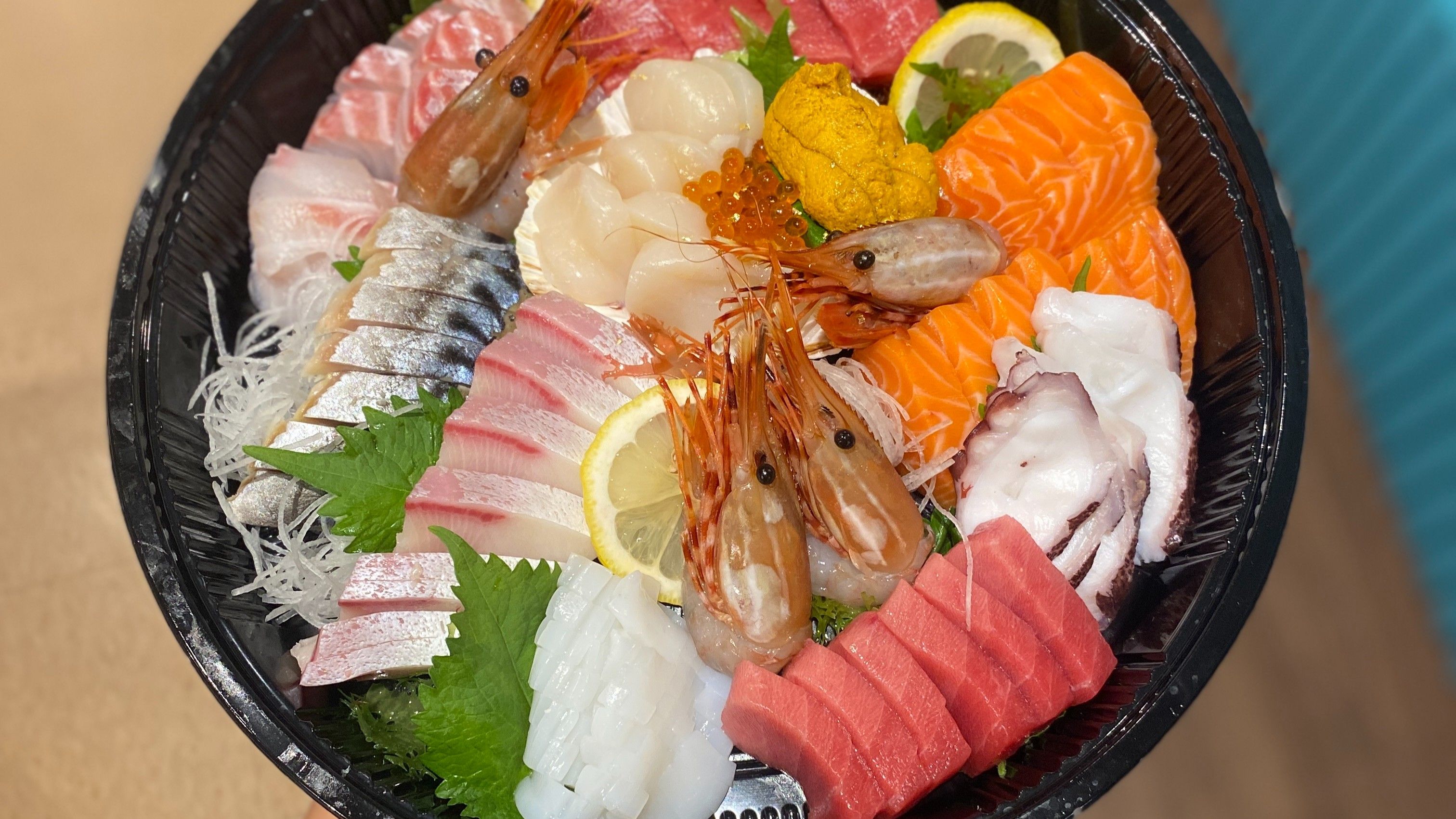 Seasonal Premium Sashimi Platter
