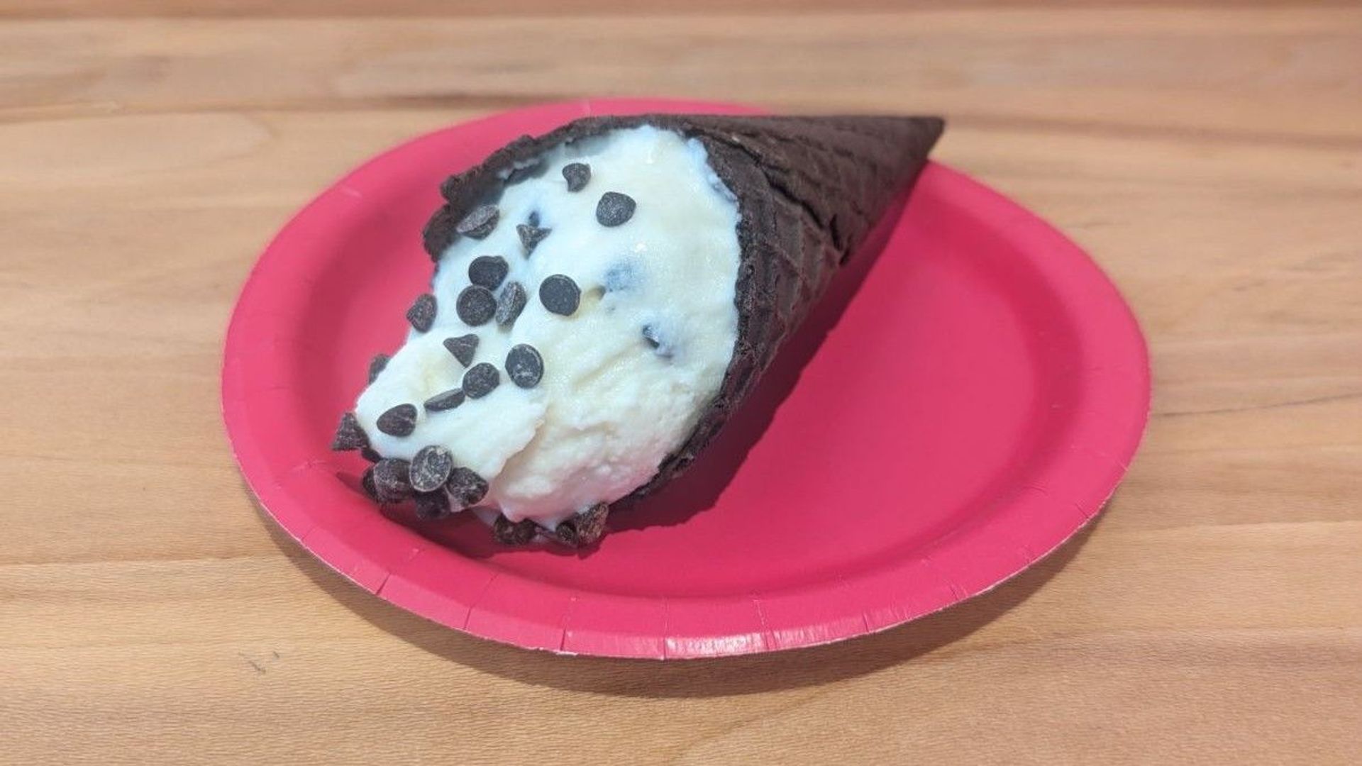 Chocolate Cannoli Cone