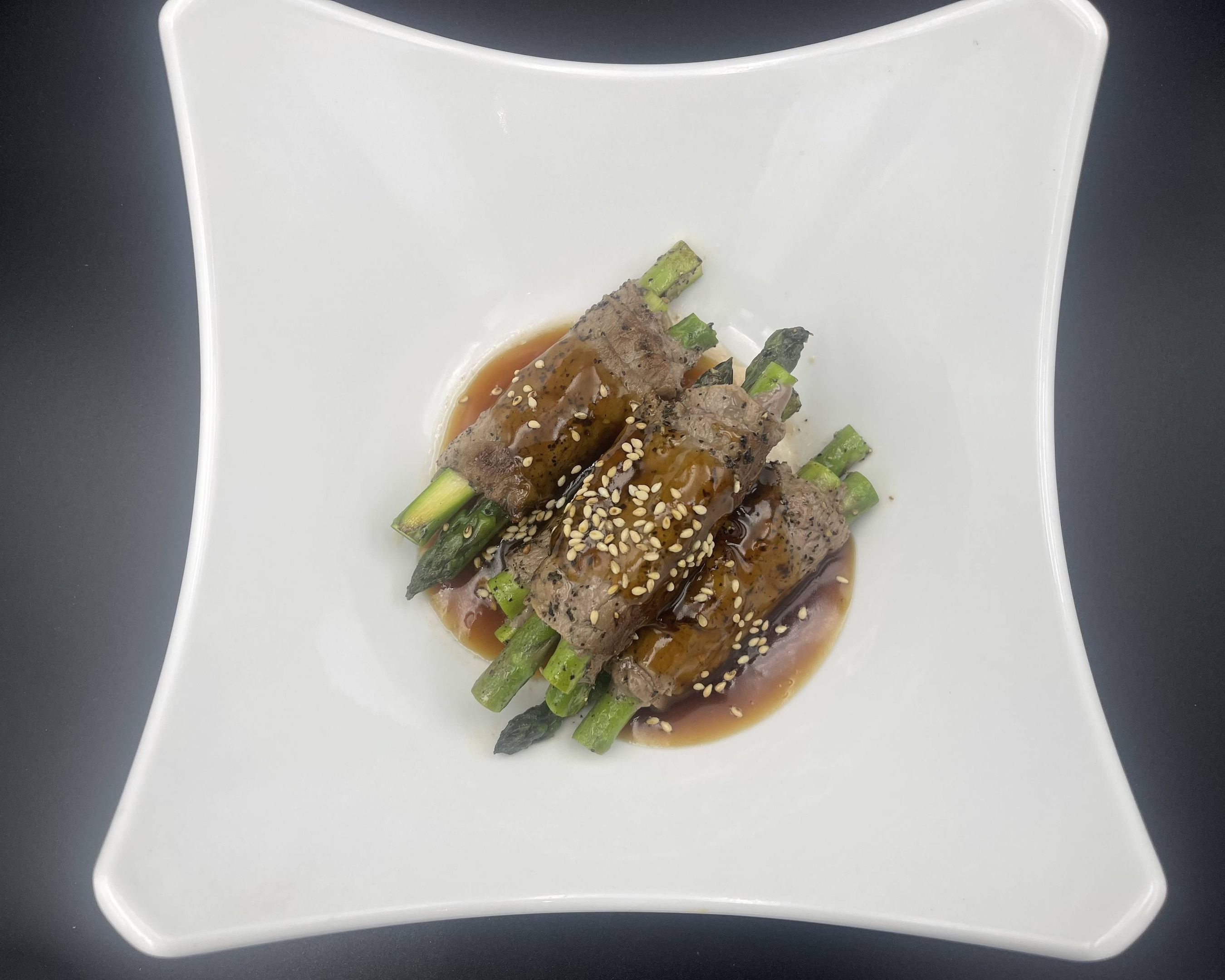 Beef Wrapped Asparagus (4 Pieces 