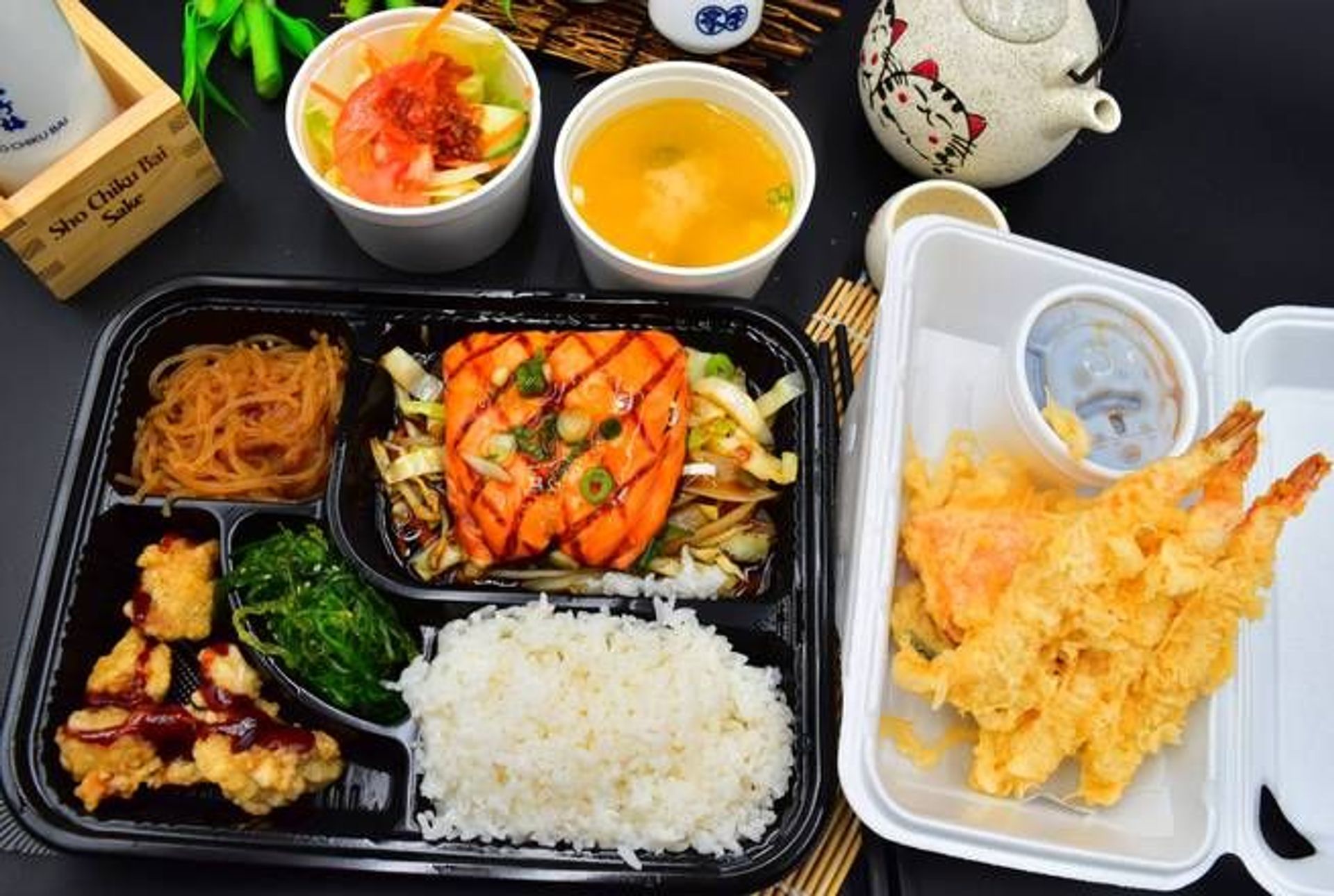 B03 Salmon Teriyaki Dinner Bento