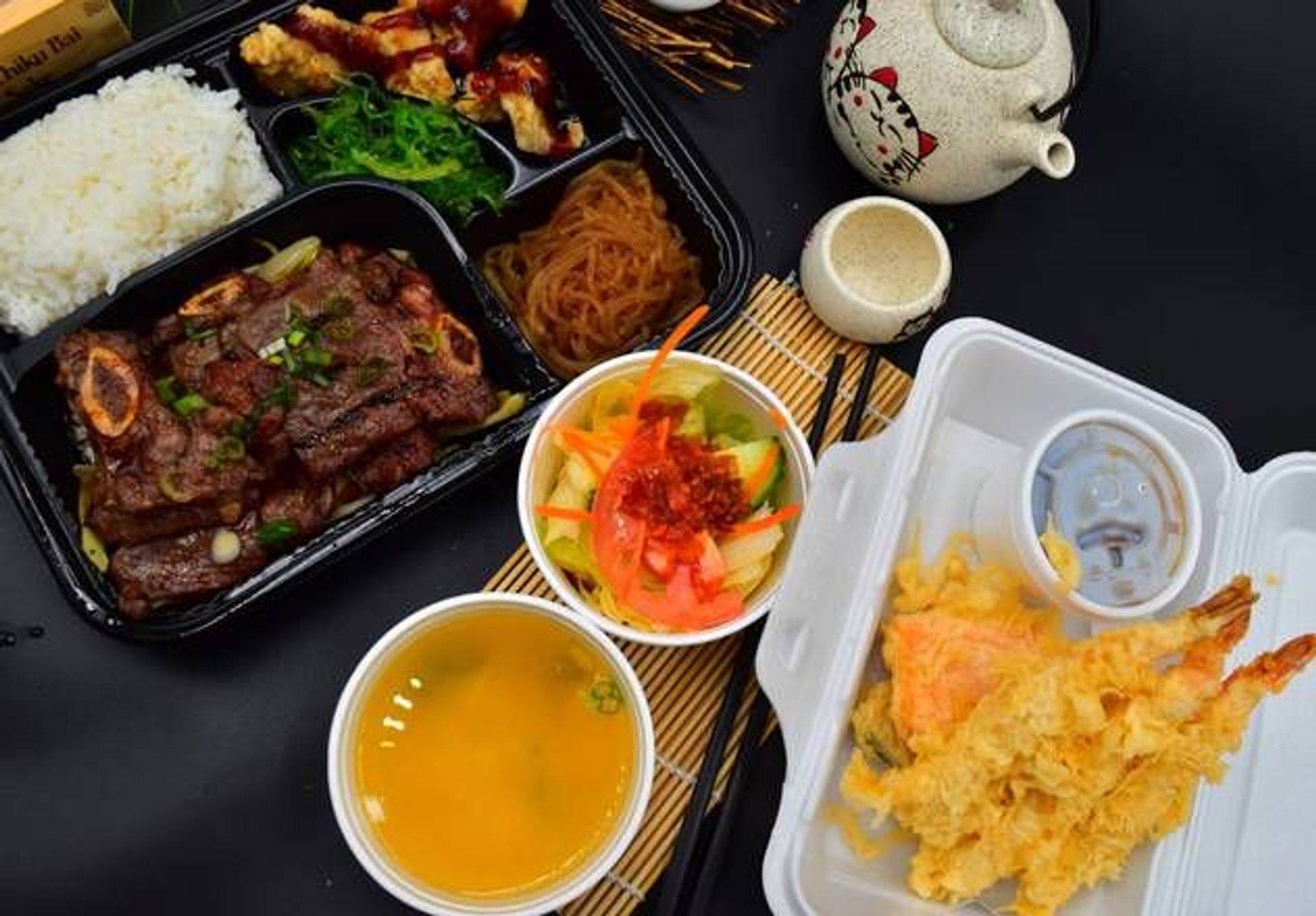 B05 Kalbi Dinner Bento