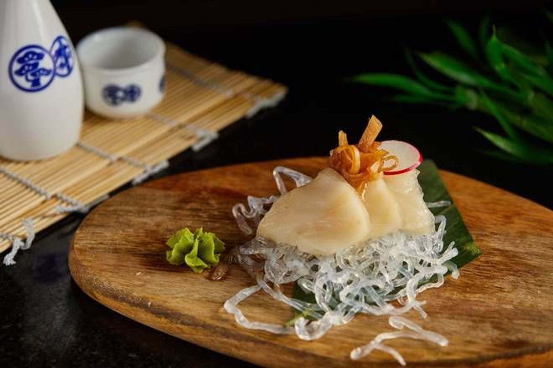 A22 White Tuna Sashimi
