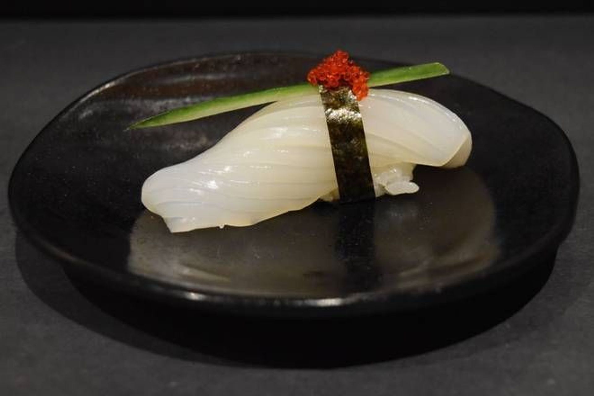 D33 IKA - Squid Sushi Nigiri