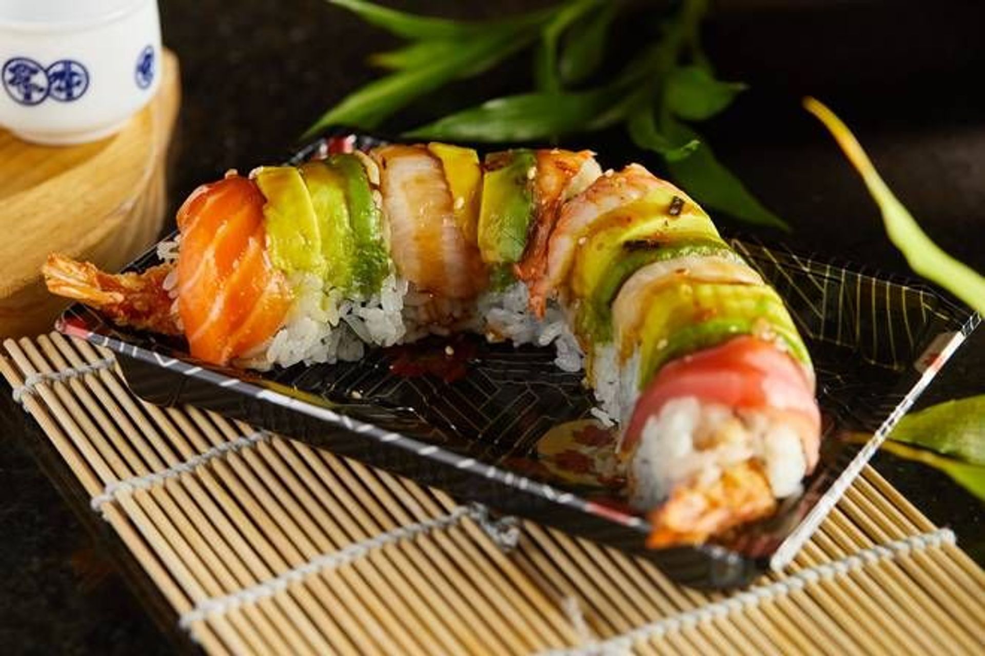 D72 Rainbow Dragon Roll