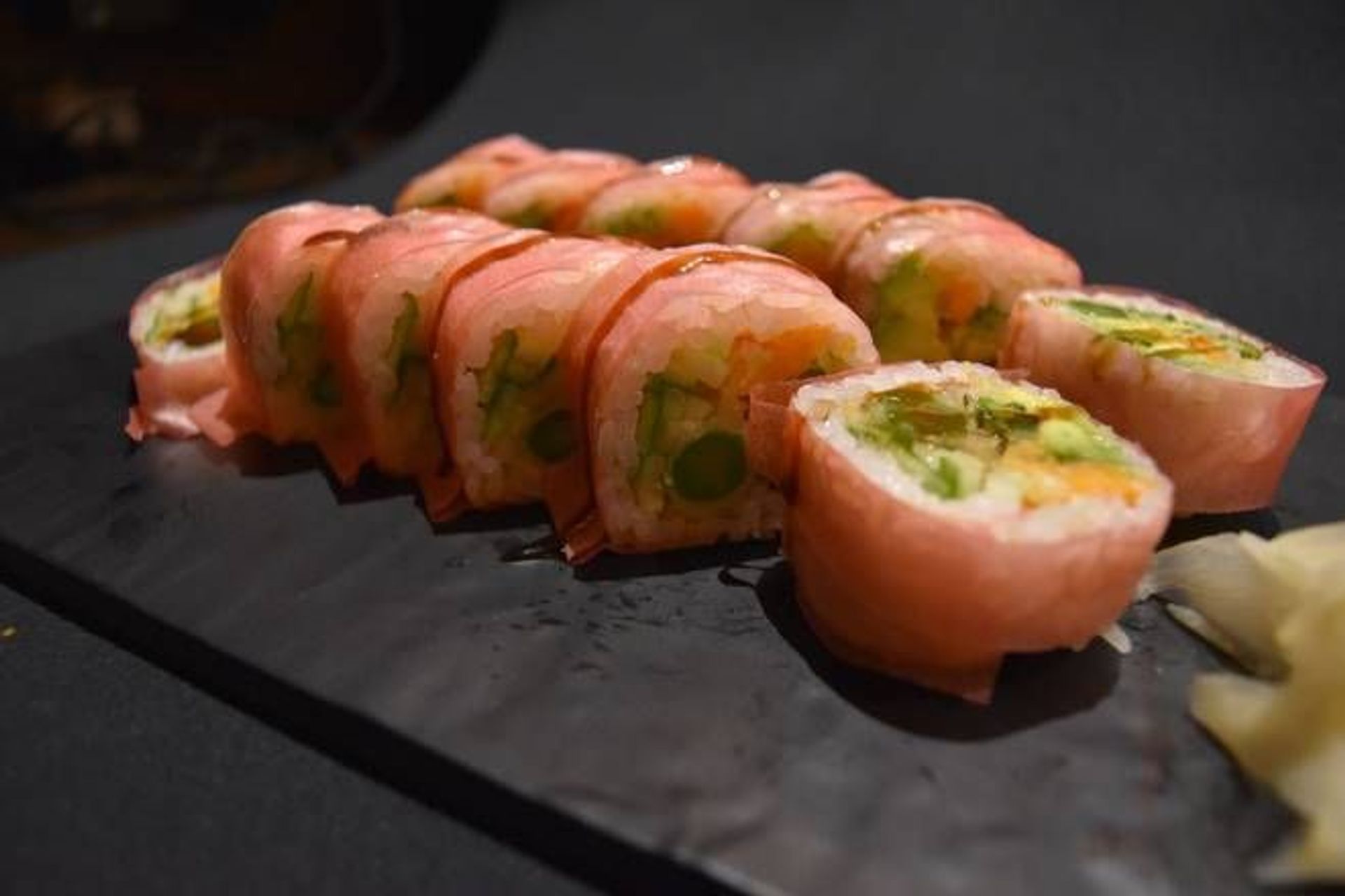 S16. Secret Garden Roll