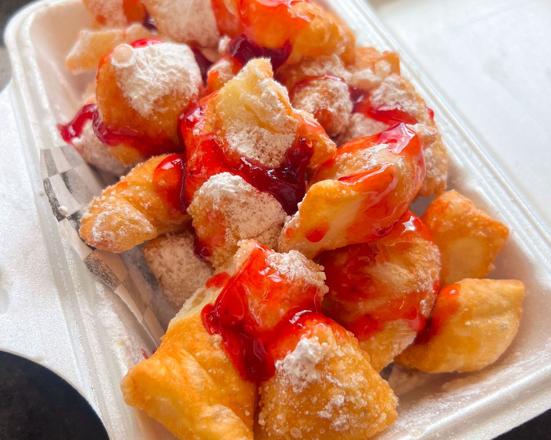 Strawberry Puffaroonis