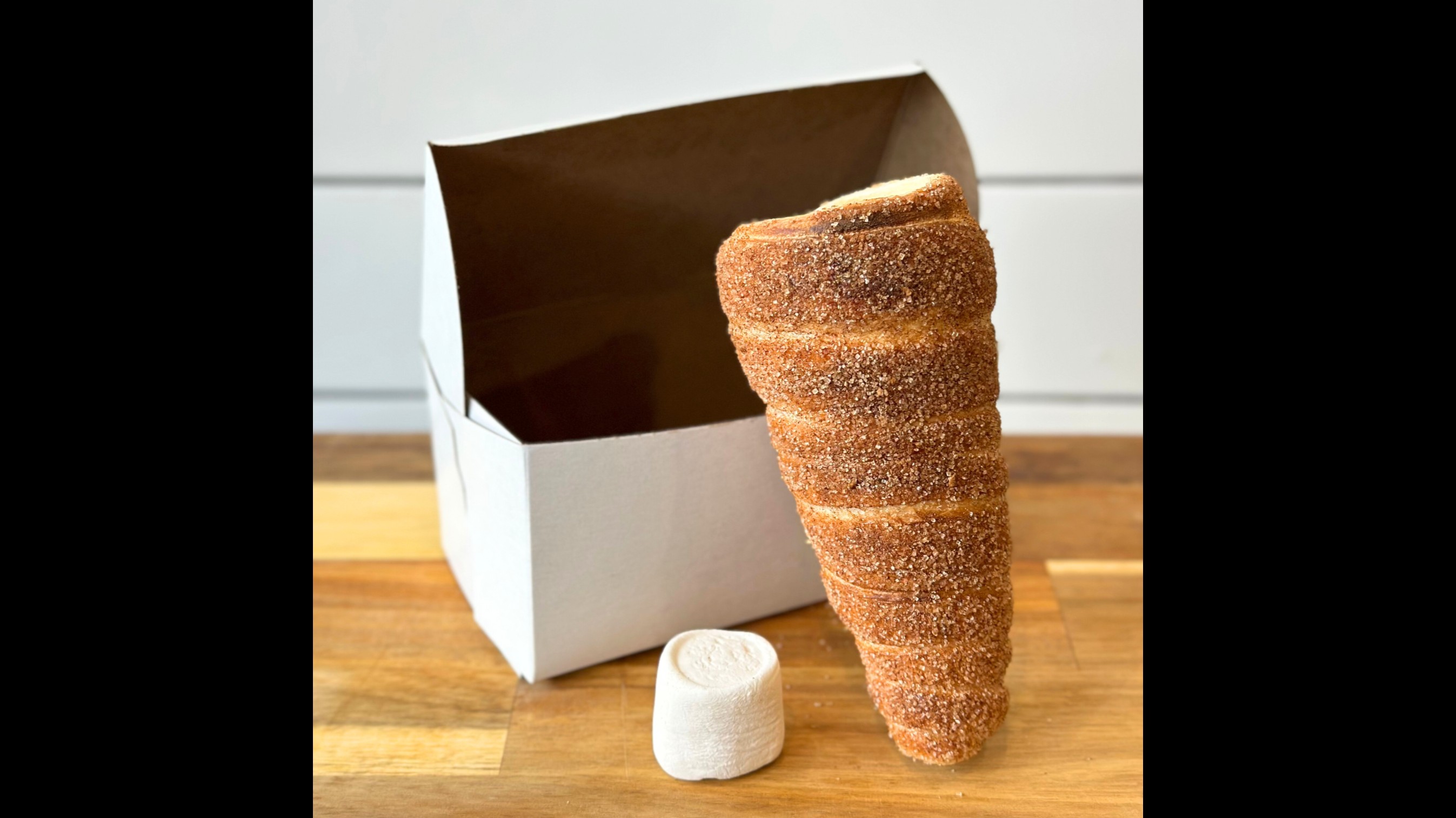 Cinnamon Sugar Cone