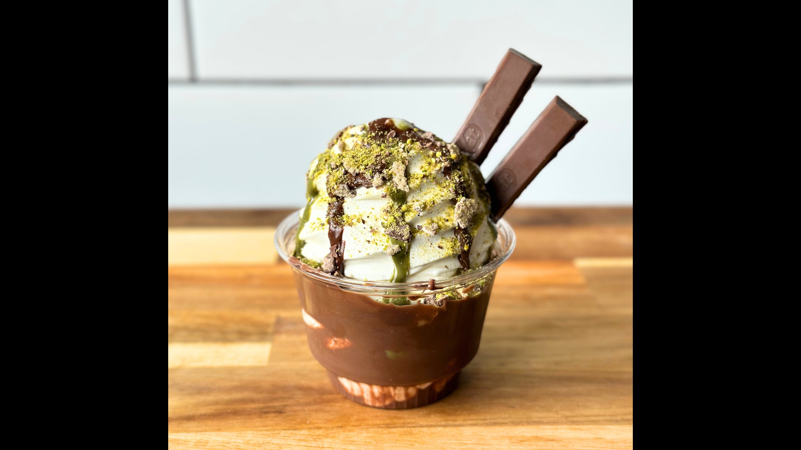 Kit Kat-Pistachio Sundae