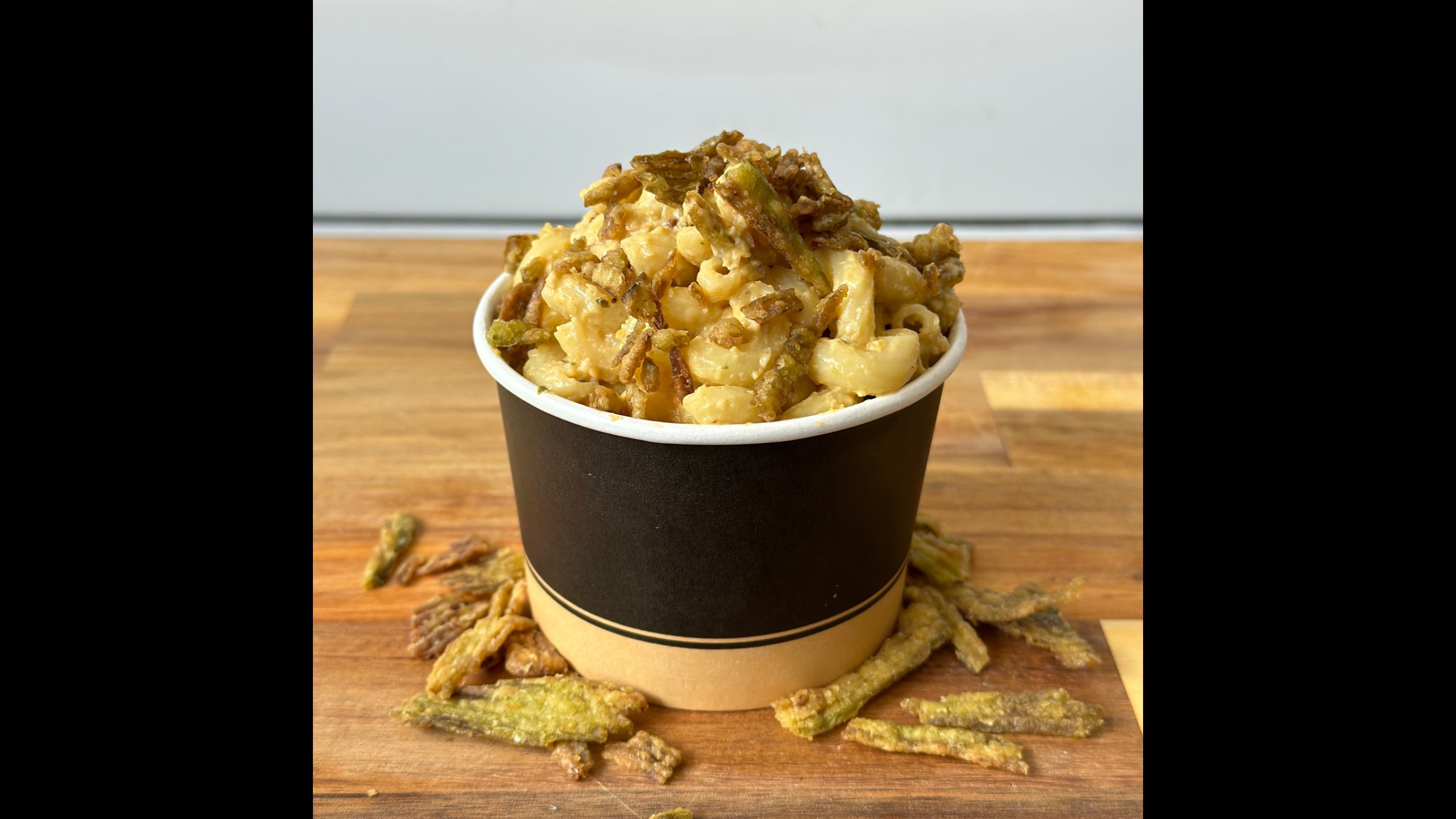 Mac and Cheeze