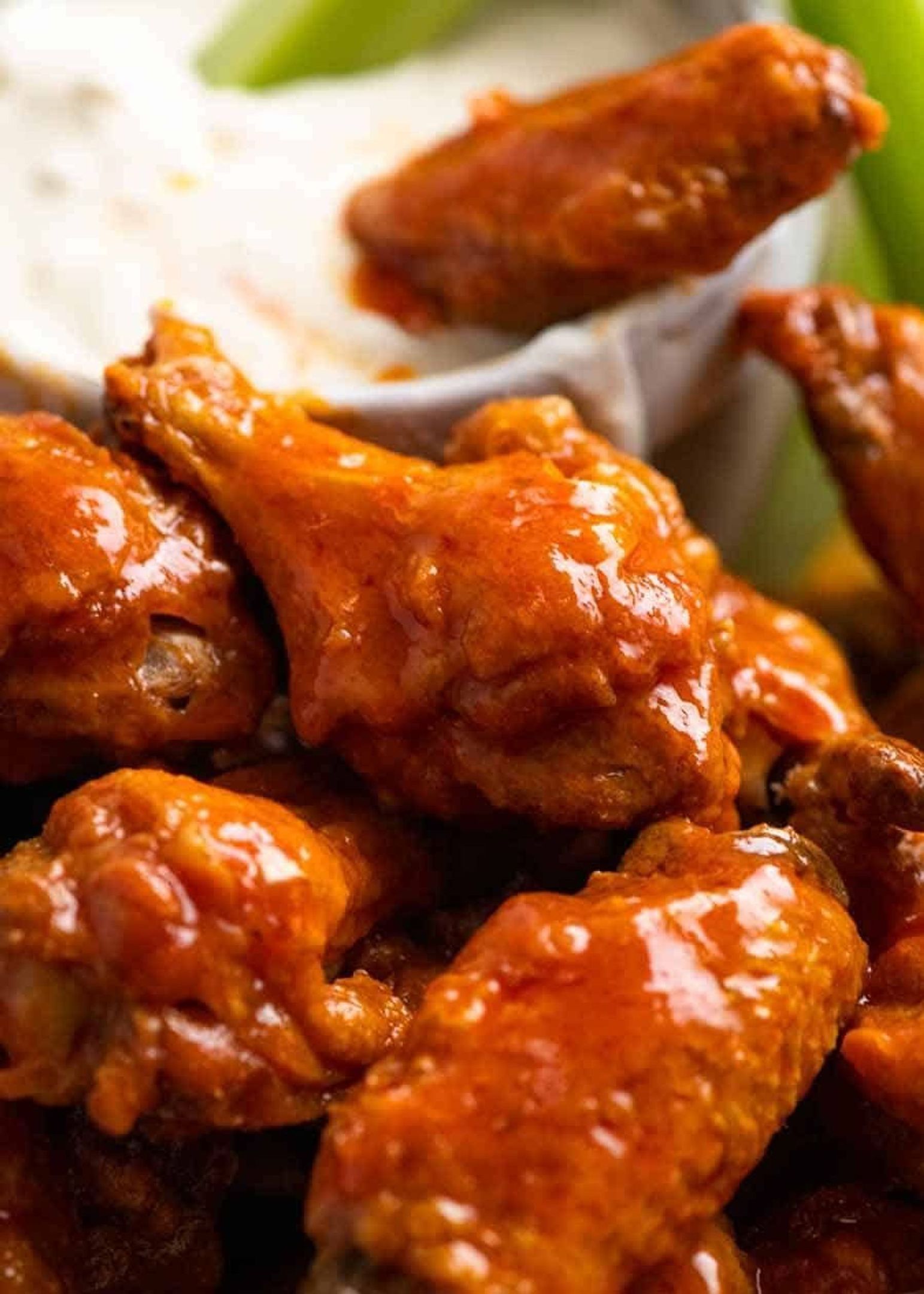 CHICKEN WINGS