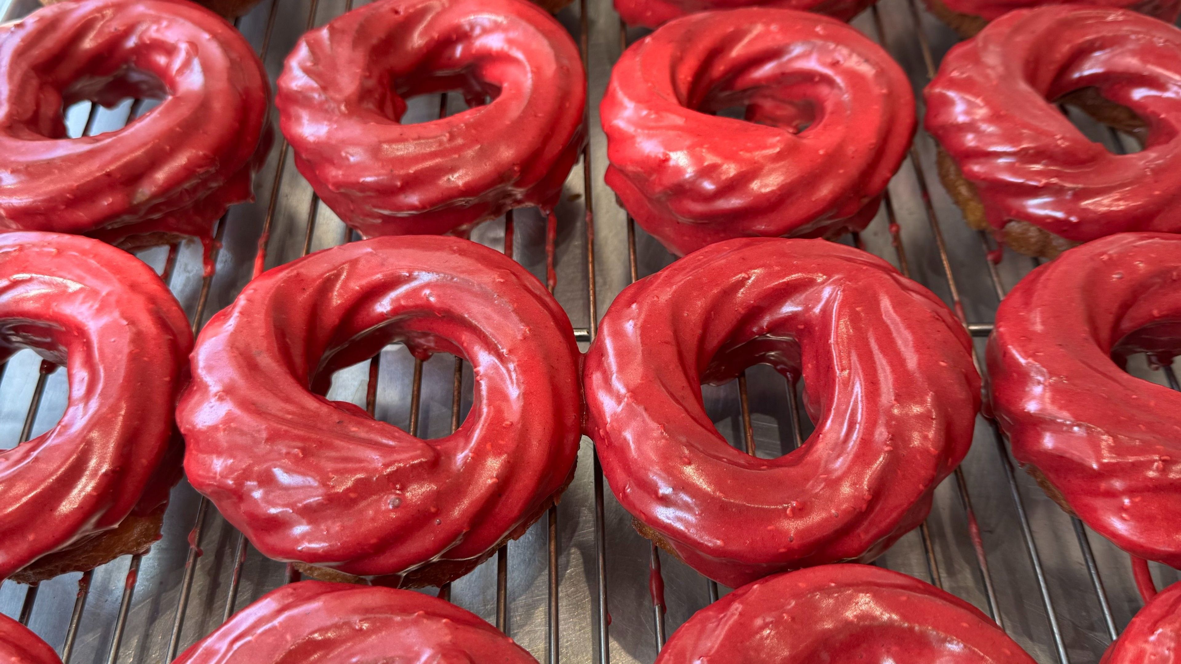 RASPBERRY CRULLERS