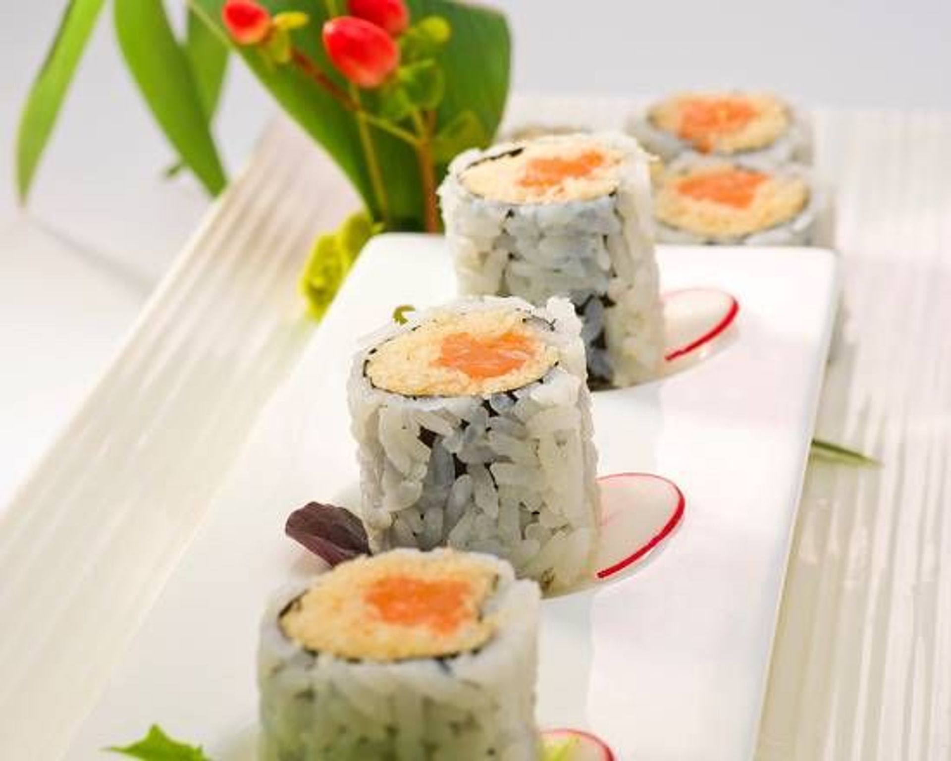 Crispy Salmon Roll (Six Pieces)