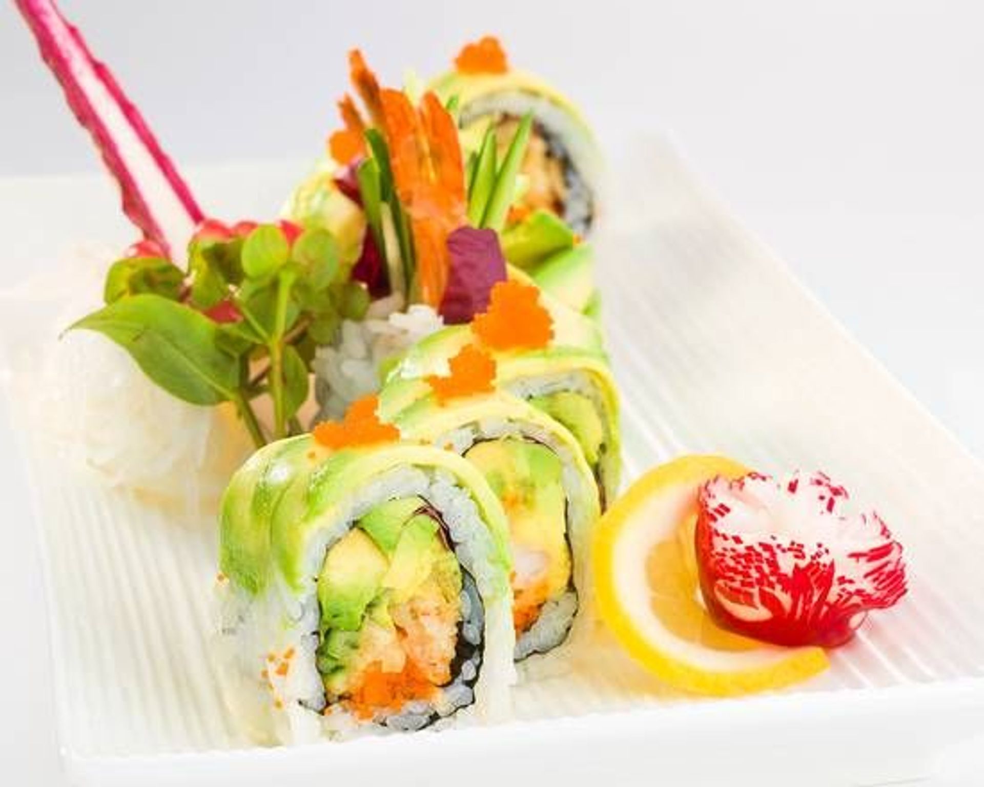 Green Dragon Roll (Eight Pieces)