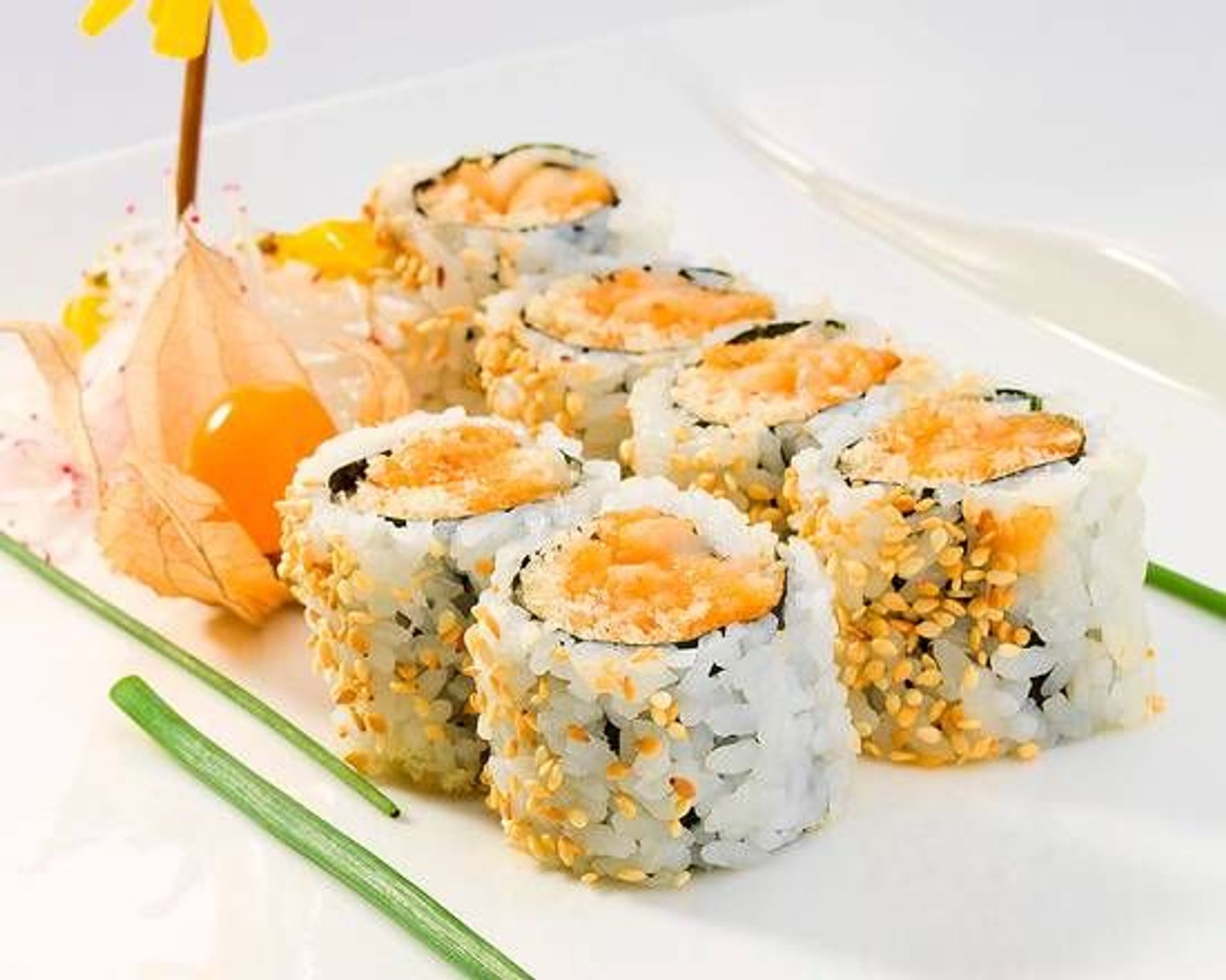 Spicy White Tuna Roll (Six Pieces)