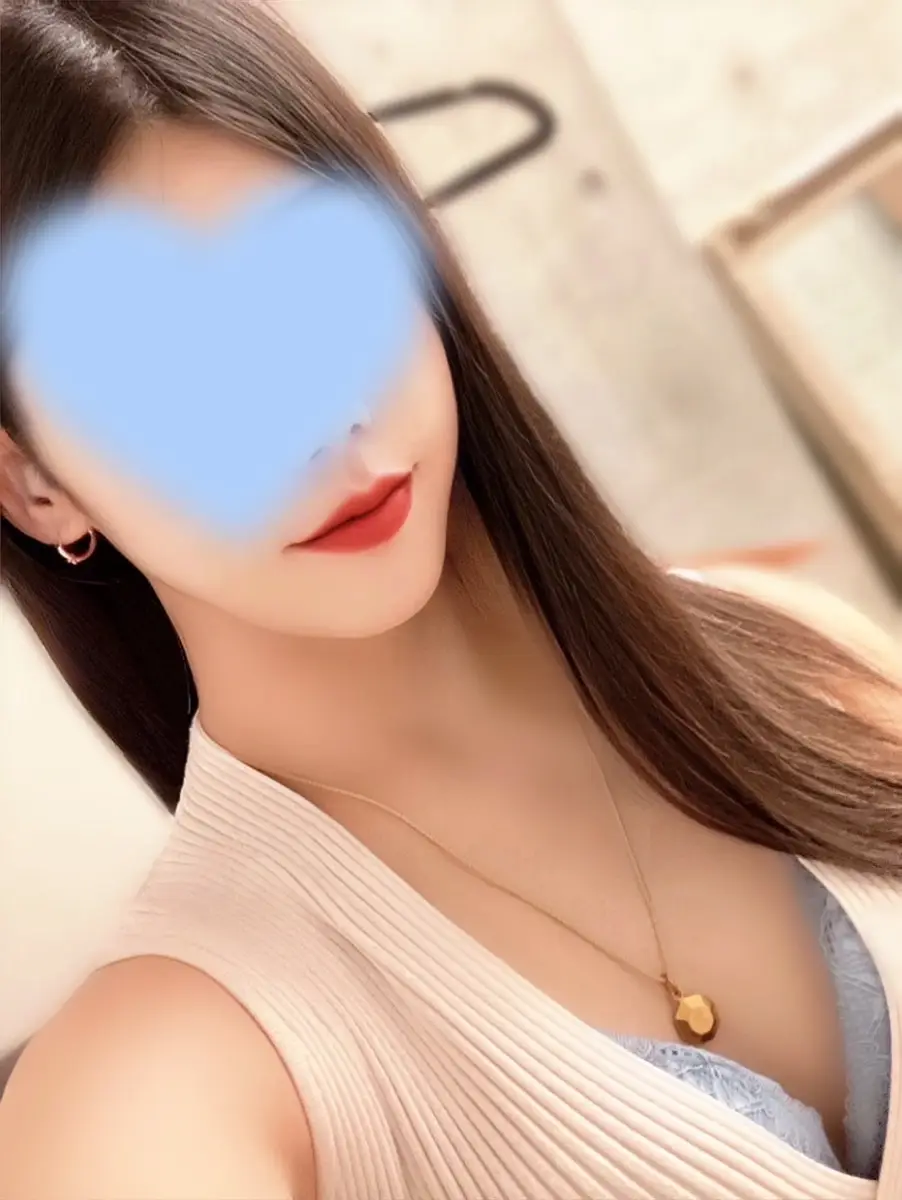 南野あこ | 【新宿店・初台店・東新宿店 ワンルーム型 メンズエステ】Aroma LaLuna〜アロマ ラルーナ〜 新宿のワンルーム型個室高級メンズエステ】 Aroma LaLuna〜アロマ ラルーナ〜