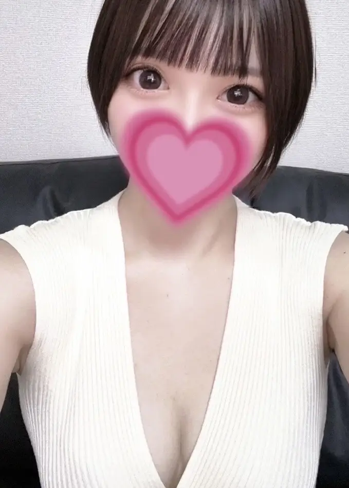 愛原みおん | 【新宿店・初台店・東新宿店 ワンルーム型 メンズエステ】Aroma LaLuna〜アロマ ラルーナ〜 新宿のワンルーム型個室高級メンズエステ】 Aroma LaLuna〜アロマ ラルーナ〜